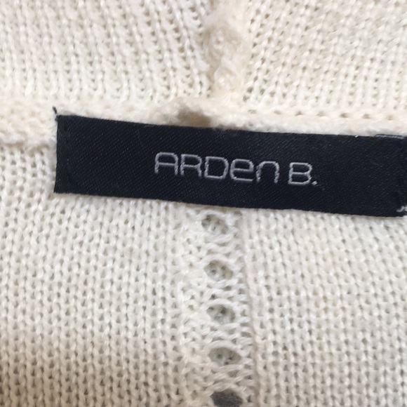 Arden B Scoop Neck w/ Cowl Wool Blend Short Sleeve Sweater - Picture 11 of 12